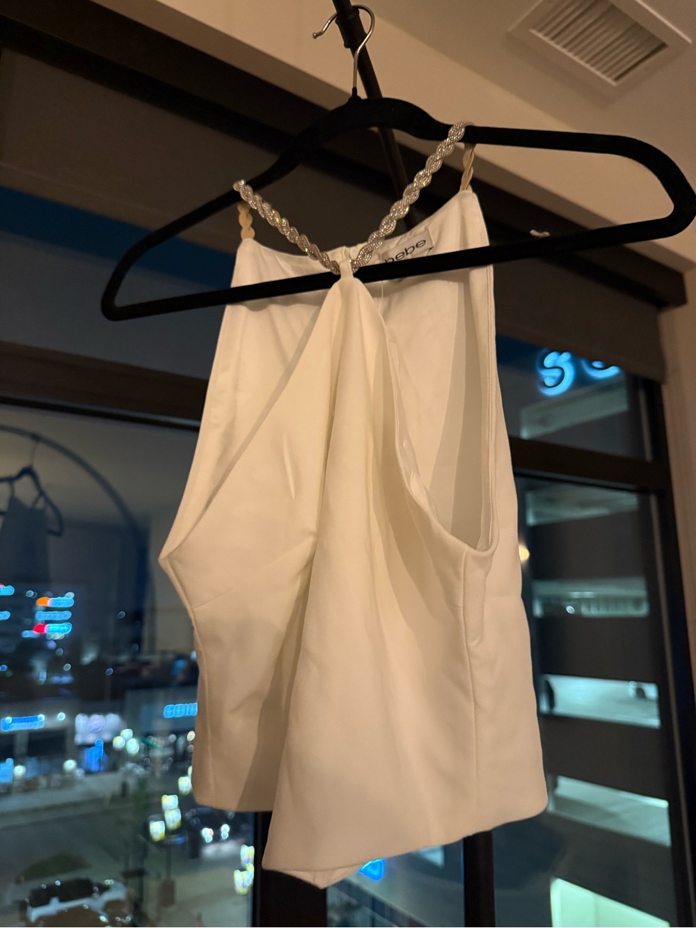 bebe Ivory Halter top  with Braided Gold Chain size 2 new with free gift .